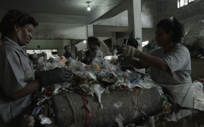 Incubadora Tecnológica da UFRJ desenvolve projeto de renda com catadores de materiais recicláveis